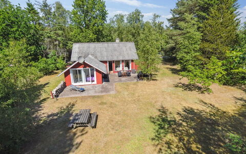 Fernanda - 1.3Km from the Sea: Toit, Chalet, Domicile, Ombre, Siding, Ferme, Porche, Structure En Plein Air, Batiments Jardin
