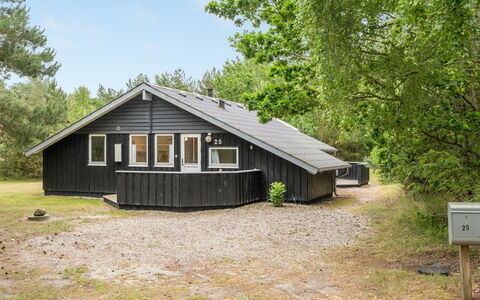 Selver - 250M from the Sea: Bois, Architecture, Maison, Domicile, Chalet, Toit, Siding, Cabanon, Biens, Batiments Jardin