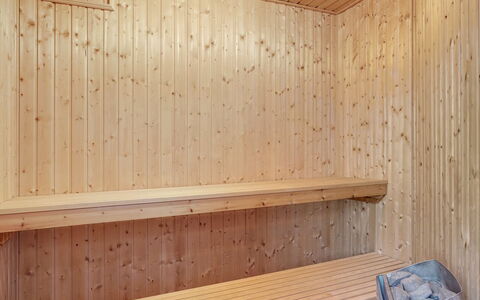 Ulfsten - 1.6Km from the Sea: Toit, Maison, Domicile, Chalet, Siding, Biens, Allée, Batiments Jardin, Cour, Cabanon