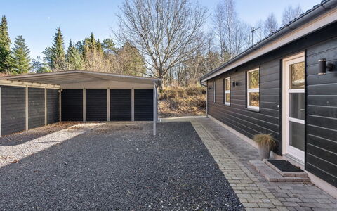 Ulfsten - 1.6Km from the Sea: Toit, Maison, Domicile, Chalet, Siding, Biens, Allée, Batiments Jardin, Cour, Cabanon
