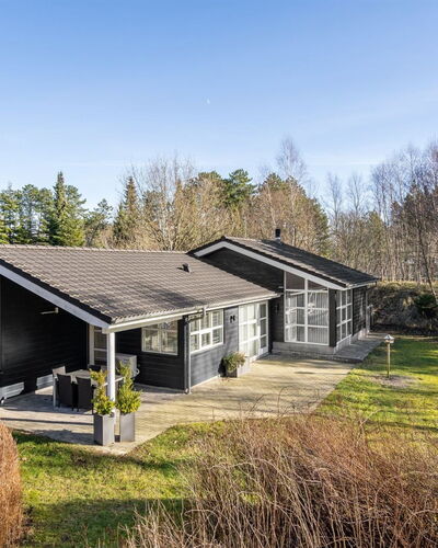 Ulfsten - 1.6Km from the Sea