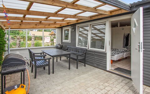 Svend - 1.5Km from the Sea: Bois, Domicile, Porte, Porche, Tache De Bois, Plate-Forme, Siding, Dur, Structure En Plein Air
