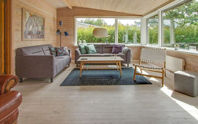 Svend - 1.5Km from the Sea