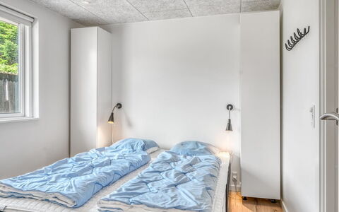 Jurien - 450M from the Sea: Plafond, Bois, Chambre, Design Intérieur, Sol, Sol, Pièce, Lit, Drap De Lit, Literie