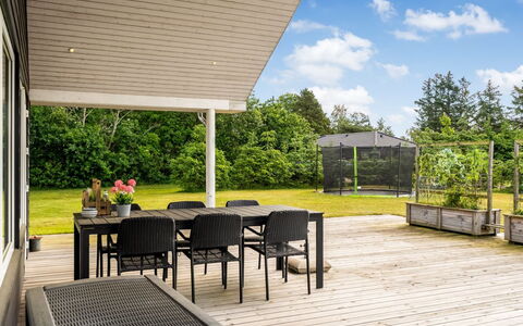 Jurien - 450M from the Sea: Bois, Porche, Lot Terre, Ombre, Toit, Plate-Forme, Dur, Jardin, Parquet, Tache De Bois