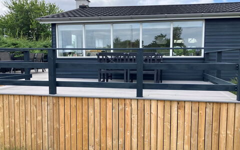 Shaya - 340M from the Sea: Bois, Composite, Clôture, Balustrade, Plate-Forme, Balcon, Planche, Dur, Tache De Bois, Porche