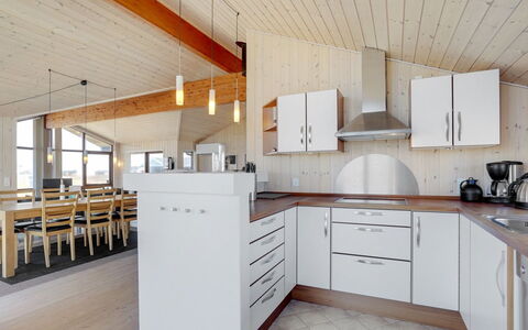 Tjarko - 150M from the Sea: Bois, Sol, Cuisine, Design Intérieur, Plafond, Comptoir, Sol, Luminaire, Meubles, Cabinetry