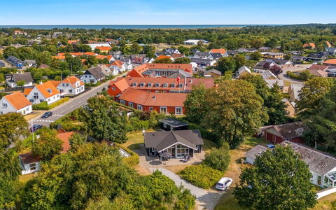 Skammel - 900M from the Sea: Zone Résidentielle, Domicile, Maison, Paysage, Toit, Vue Du Ciel, Quartier, Banlieue, Design Urbain, Photographie Aérienne