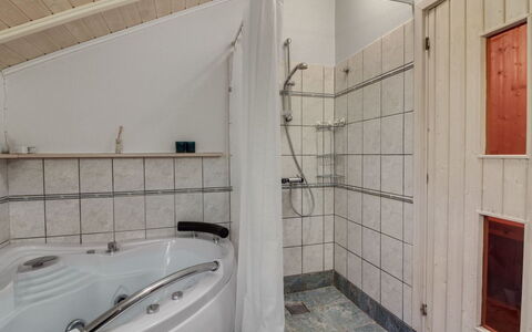 Acucena - 1.3Km from the Sea: Meubles, Design Intérieur, Chaise, Sol, Table, Recours, Sol, Plafond, Pièce, Eco Hôtel