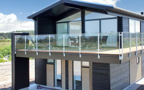 Ugot - 750M from the Sea: Piscine, Mobilier De Jardin, Meubles, Recours, Dalle, Eco Hôtel, Ombre, Chaise, Loisir, Biens