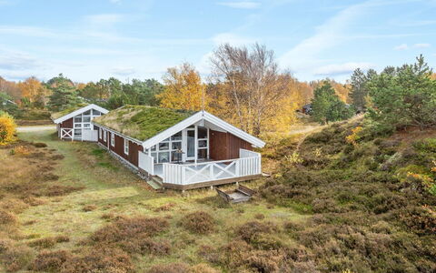 Bille - 200M from the Sea: Architecture, Toit, Domicile, Composite, Daylighting, Siding, Allée