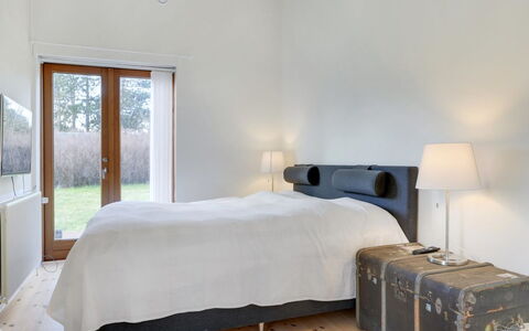 Esta - from the Sea: Lit, Chambre, Design Intérieur, Meubles, Drap De Lit, Literie, Sol, Plafond, Sol, Linge