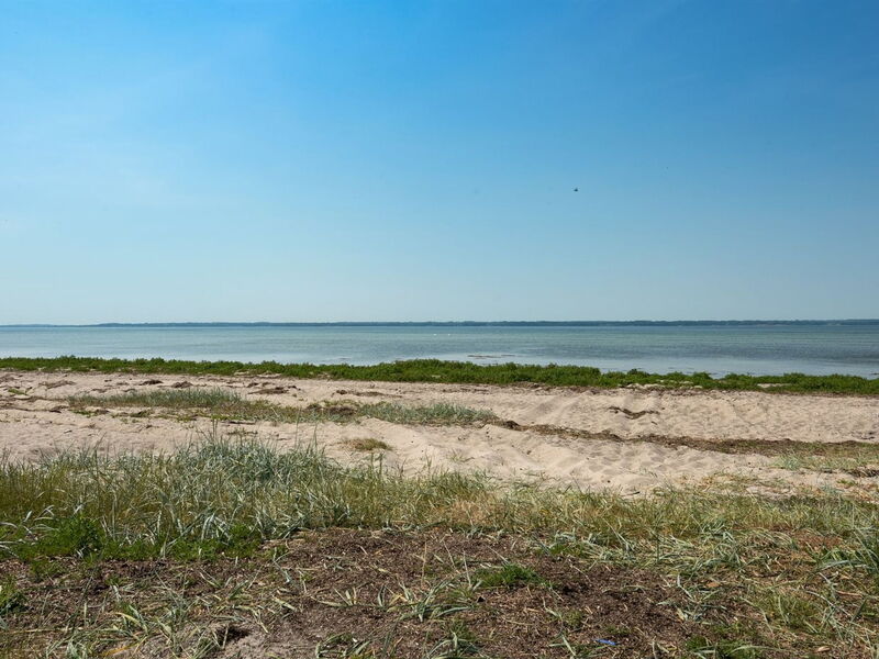 Jaike - 350M from the Sea