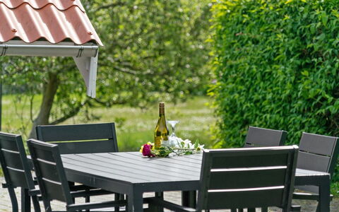 Dea - 850M from the Sea: Maison, Toit, Domicile, Chalet, Biens, Ferme, Villa, Porche, Siding