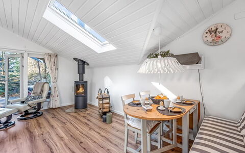 Caya - 450M to the Fjord: Chalet, Domicile, Maison, Toit, Porche, Biens, Siding, Batiments Jardin, Ferme, Cour
