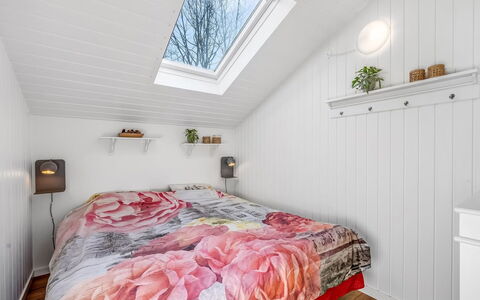 Caya - 450M to the Fjord: Sol, Design Intérieur, Bois, Sol, Escaliers, Plafond, Tache De Bois, Parquet, Dur, Balustrade
