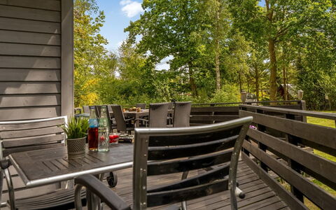 Anine - 200M to the Fjord: Bleu, Arbuste, Chalet, Couverture De Sol, Jardin, Biens, Ombre, Aménagement Paysager, Ferme, Eco Hôtel