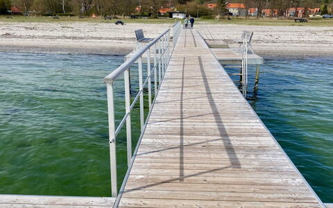 Athisl - 800M from the Sea: Jetée, Mer, Boardwalk, Cotiers Et Relief Océaniques, Quai, Côte, Océan, Passerelle, Pont