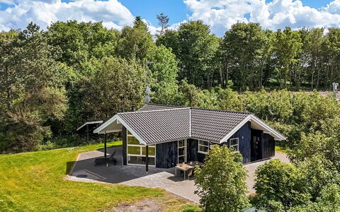 Thorman - 75M from the Sea: Chalet, Toit, Domicile, Pente, Cabane, Siding