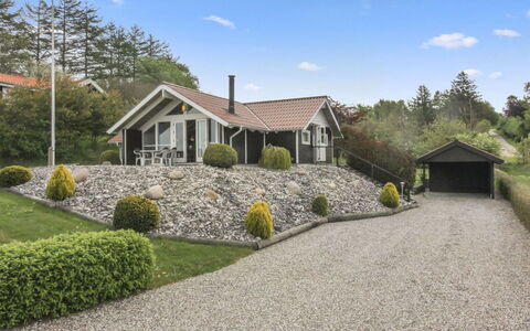 Pirkka - 50M to the Fjord: Piscine, Mobilier De Jardin, Meubles, Recours, Dalle, Eco Hôtel, Ombre, Chaise, Loisir, Biens
