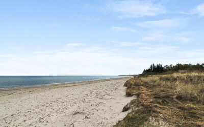 Kiowa - 100M from the Sea