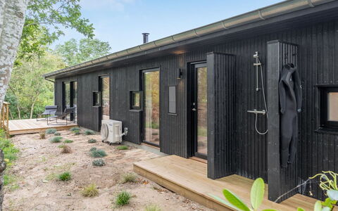 Srebre - 350M from the Sea: Bois, Toit, Maison, Chalet, Porte, Domicile, Siding, Lot Terre, Batiments Jardin, Cabanon