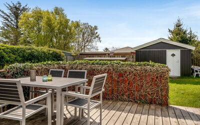Ingobert - 50M from the Sea