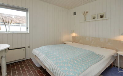 Frieda - 7.2Km from the Sea