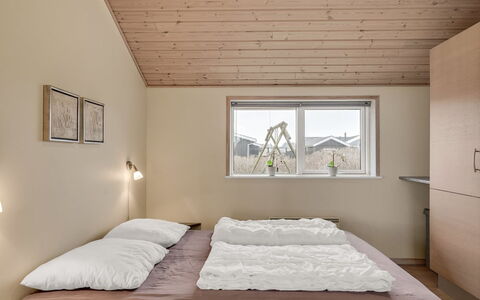 Aniela - 150M from the Sea: Mur, Bois, Design Intérieur, Plafond, Sol, Sol, Chambre, Pièce, Lit, Domicile