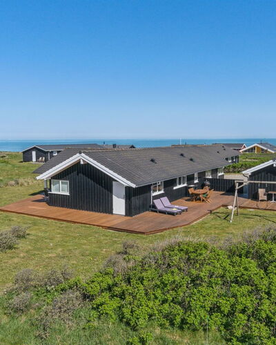 Aniela - 150M from the Sea