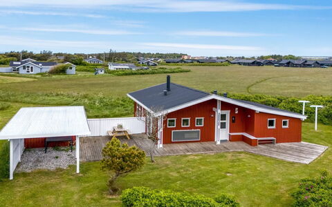 Verene - 400M from the Sea: Bois, Toit, Maison, Chalet, Porte, Domicile, Siding, Lot Terre, Batiments Jardin, Cabanon