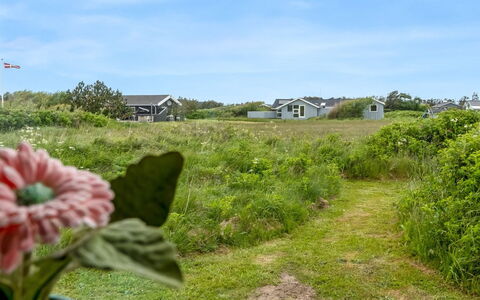 Verene - 400M from the Sea: Chalet, Arrière-Cour, Cour, Batiments Jardin, Cabanon, Siding, Mobilier De Jardin, Cabane En Rondins, Structure En Plein Air, Cabane
