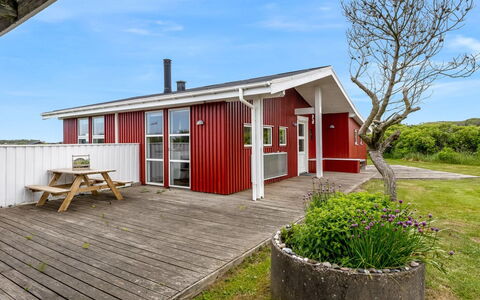 Verene - 400M from the Sea: Chalet, Arrière-Cour, Cour, Batiments Jardin, Cabanon, Siding, Mobilier De Jardin, Cabane En Rondins, Structure En Plein Air, Cabane