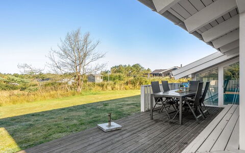 Otta - 779M from the Sea: Bois, Architecture, Porche, Domicile, Plate-Forme, Composite, Parquet, Dur, Planche, Ombre