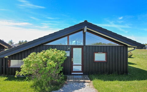 Gretha - 1.0Km from the Sea: Design Intérieur, Plafond, Appartement, Sol, Meubles, Sol, Pièce, Éclairage, Domicile, Canapé