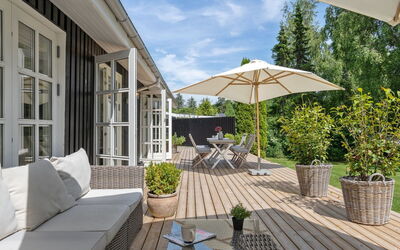 Kaino - 700M from the Sea