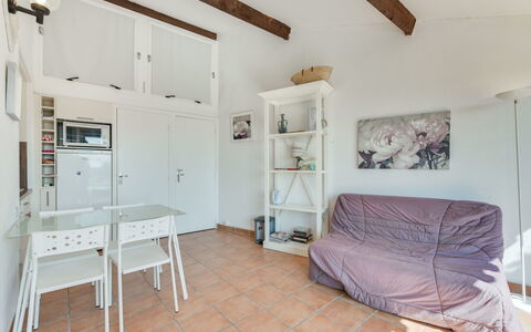 La Croix-Valmer 600: Pièce, Propriété, Meubles, Lit, Chambre, Bâtiment, Maison, Design Intérieur, Sol, Immobilier