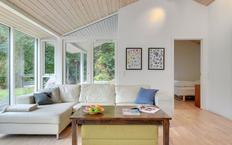 Heino - 3.5Km from the Sea: Architecture, Toit, Domicile, Composite, Daylighting, Siding, Allée