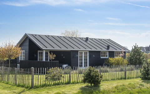 Mojsej: Herbe, Bâtiment, Toit, Maison, Domicile, Chalet, Siding, Lot Terre, Porte, Ferme