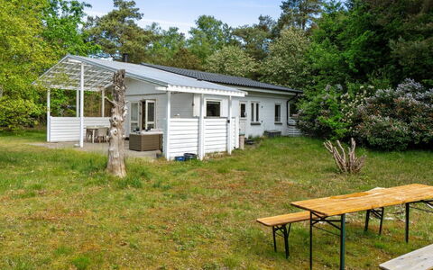 Rietrikki - 1.5Km from the Sea: Maison, Domicile, Chalet, Lot Terre, Toit, Zone Rurale, Arrière-Cour, Pelouse, Jardin, Siding