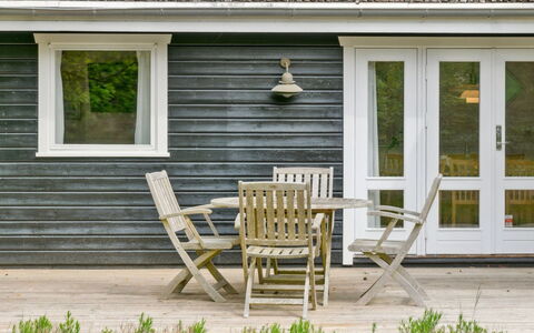 Nititzki - 600M from the Sea: Domicile, Chalet, Porche, Siding, Ferme, Structure En Plein Air