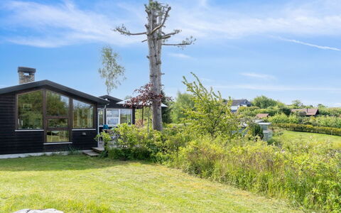 Gundhild - 1.8Km from the Sea: Jour, Bâtiment, Zone Urbaine, Zone Métropolitaine, Ville, Appartement, Quartier, Métropole, Skyscraper