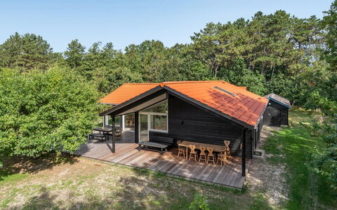Efka - 175M from the Sea: Appartement, Ombre, Balcon, Chaise, Clôture, Mobilier De Jardin, Aluminium, Gazon Artificiel