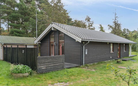 Wilgrib - 400M from the Sea: Toit, Maison, Lot Terre, Domicile, Chalet, Biens, Batiments Jardin, Ombre, Cabane En Rondins, Aménagement Paysager