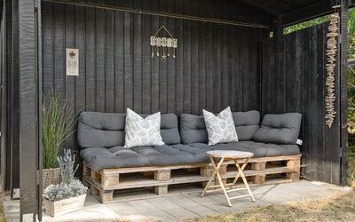Jelko - 1.2Km from the Sea