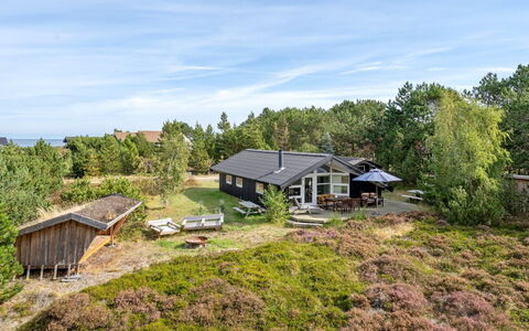 Lisbeth - 400M from the Sea