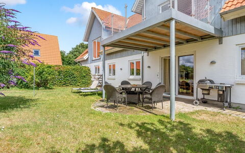 Ettie - 6Km from the Sea: Domicile, Maison, Toit, Chalet, Biens, Ombre, Pelouse, Porche, Cour, Ferme