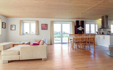 Ettie - 6Km from the Sea: Maison, Domicile, Zone Résidentielle, Toit, Chalet, Lot Terre, Biens, Cour, Jardin, Siding