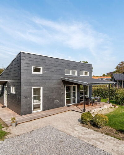 Ilkka - 175M from the Sea