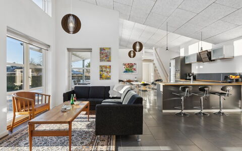 Bjerne - 200M from the Sea: Meubles, Design Intérieur, Sol, Bois, Sol, Plafond, Parquet, Chaise, Table, Éclairage